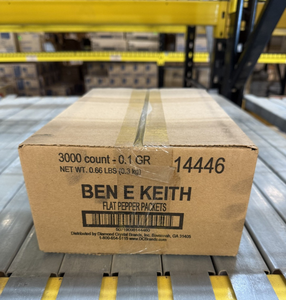Ben E Keith Flat Pepper Packets, 0.1 Gram - 3000 per case.