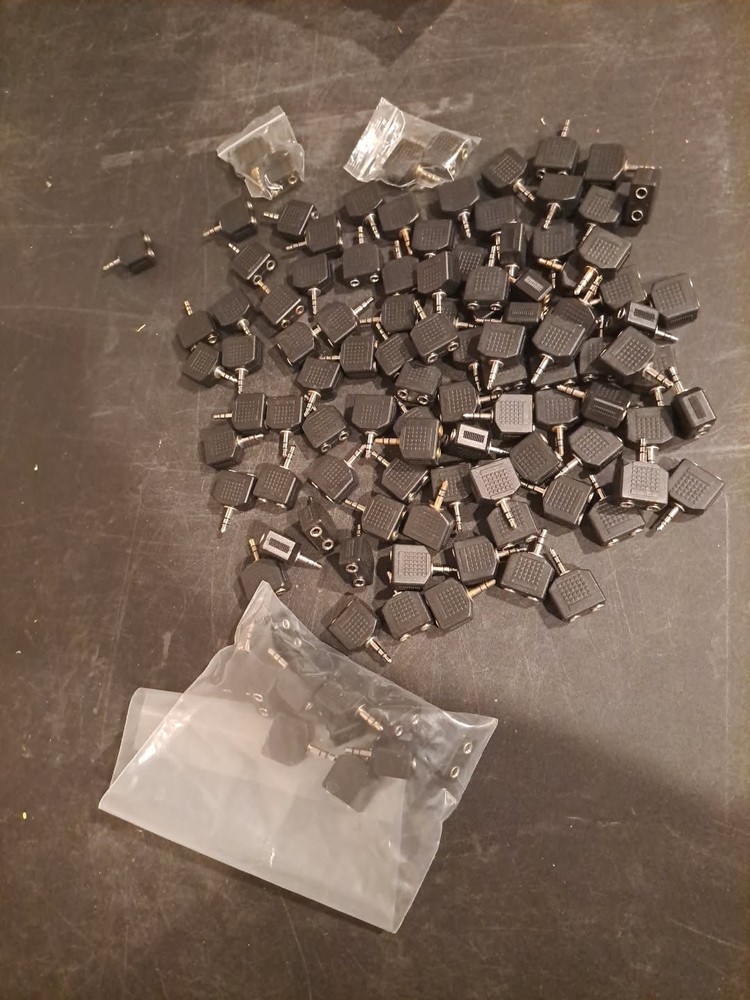 50+ LOT  Headphone Earphone Jack Splitter 3.5mm 1/8" Stereo Mini Plug Dual Port