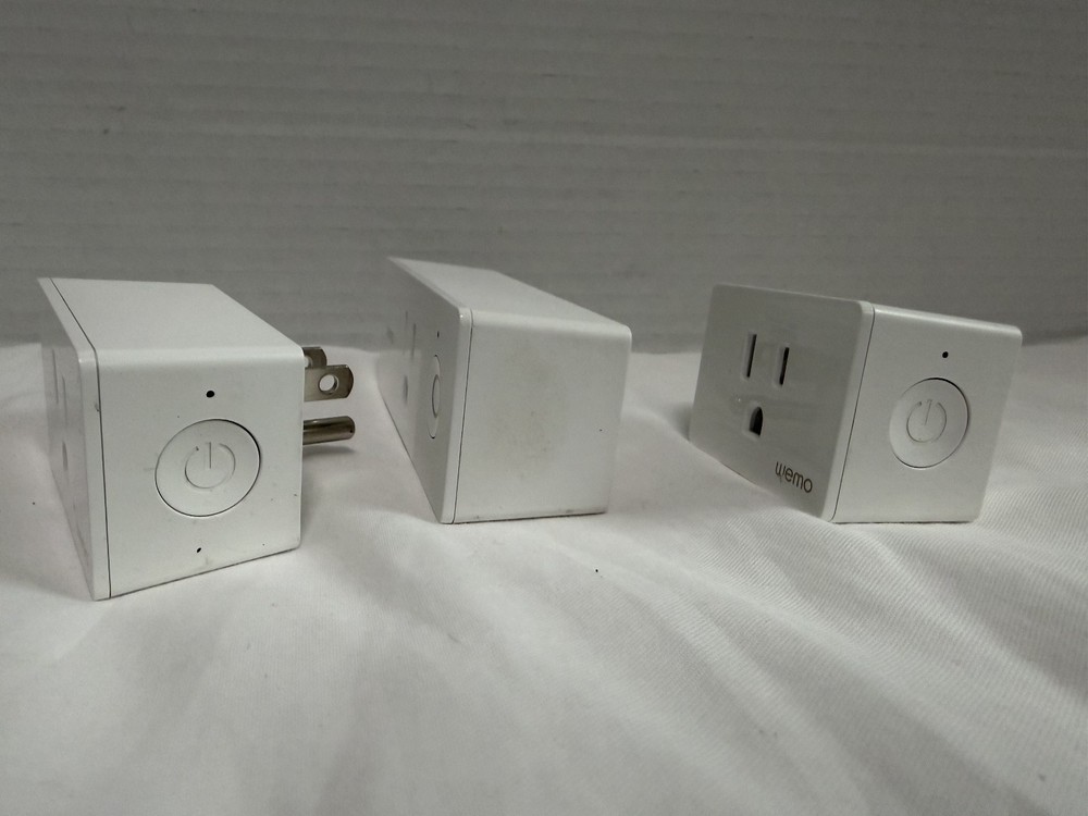 WeMo WiFi Enabled Mini Smart Plug - White - Quantity 3
