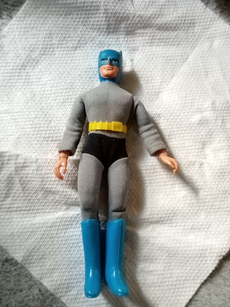 Batman 1970 action figure functioning pivot able wrists and boots.