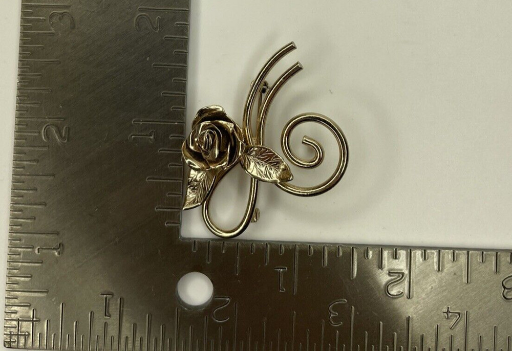 Gold Tone Rose Brooch