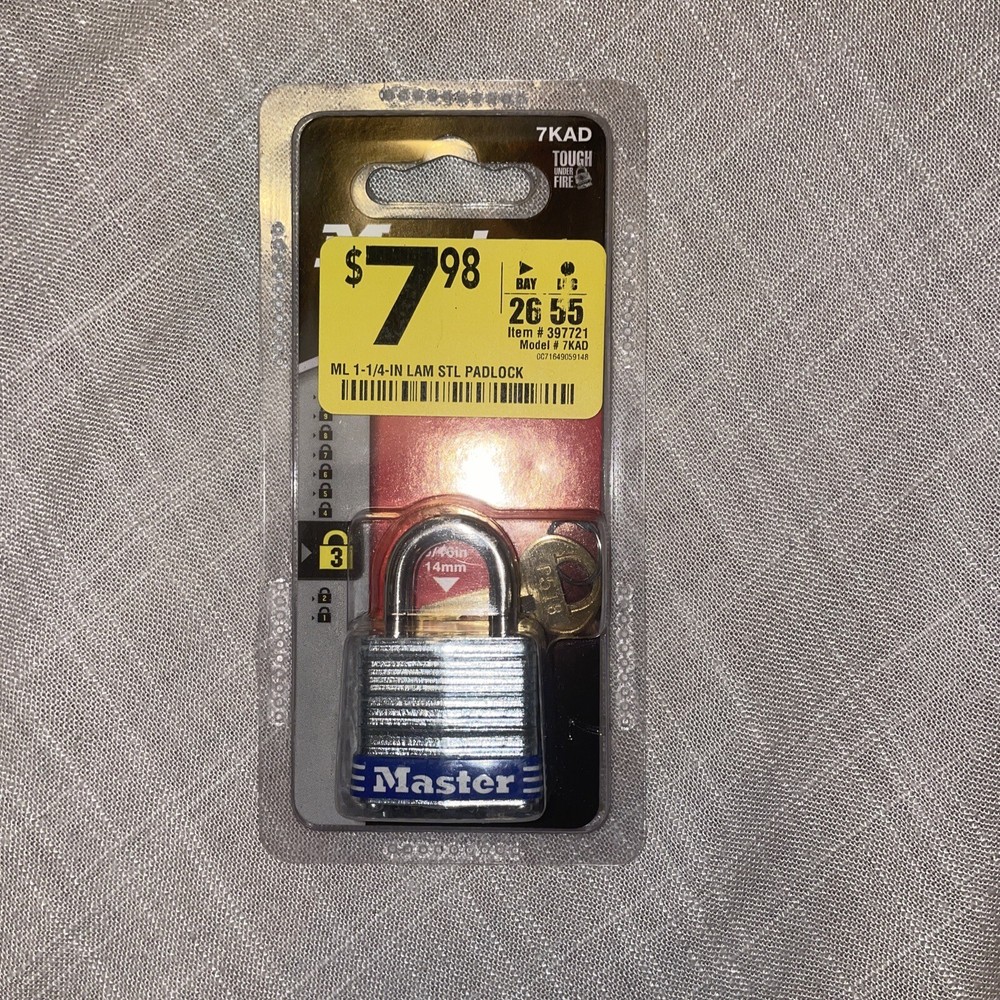 Master Lock Outdoor Padlock with 2 Keys, ( 7KAD) Code P518