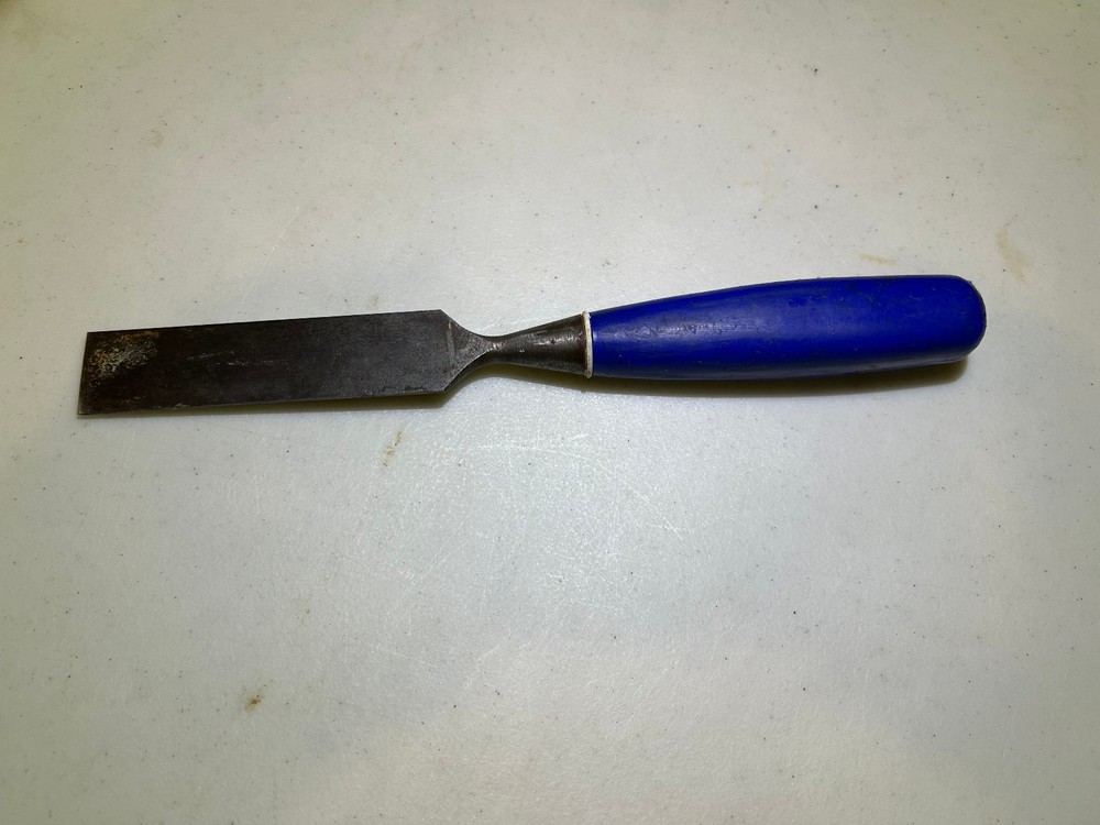 Marples 1 inch x 10 1/2 inch socket bevel chisel