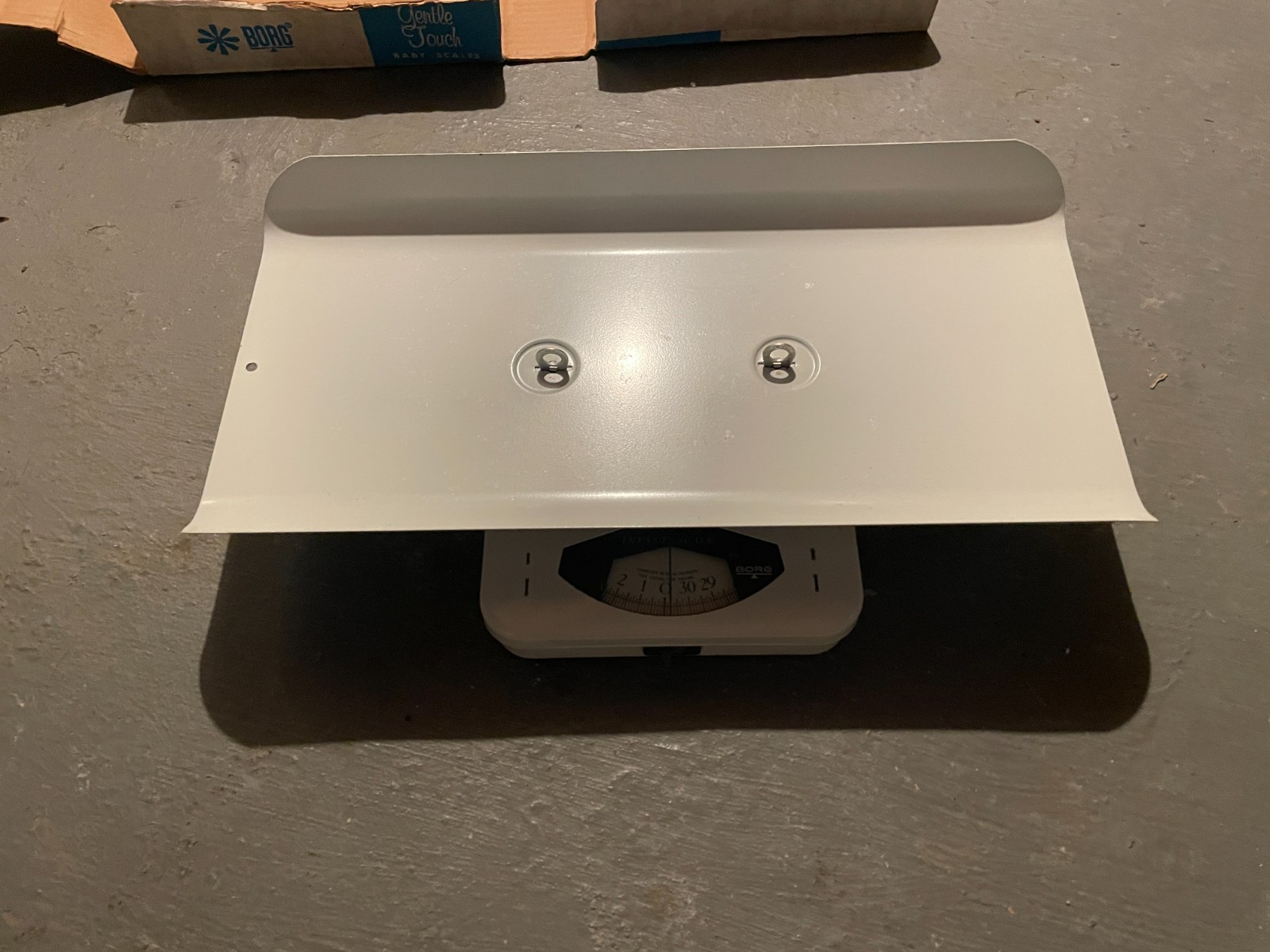 NIB ViNTAGE BABY SCALE: New in Box Borg Gentle Touch Baby Scale with Documents