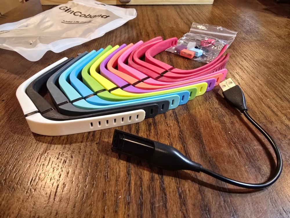 FITBIT FLEX WIRELESS ACTIVITY WRISTBAND FOR ANDROID AND IOS