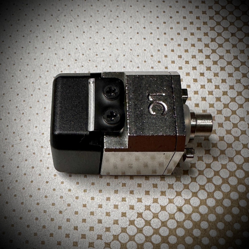 EXFO EUI-98 LC Connector Adapter