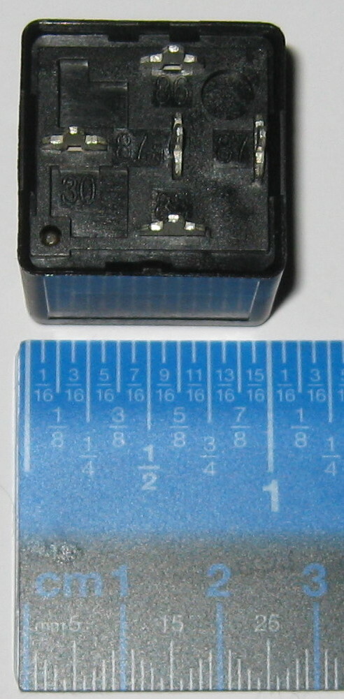 Tyco VF4 Automotive Relay - 40A N.O. / 30A N.C. - 14 VDC SPST Contacts - 12 V DC