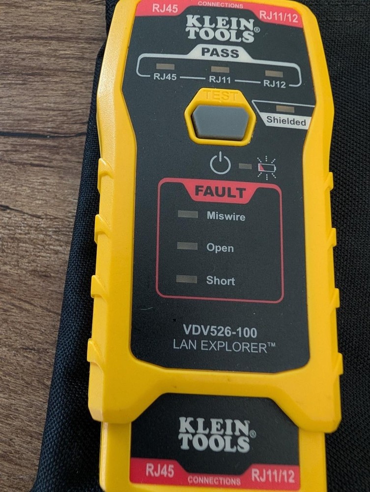 Klein Tools VDV526-100 LAN Explorer Data Cable Tester with full working kit (d1)