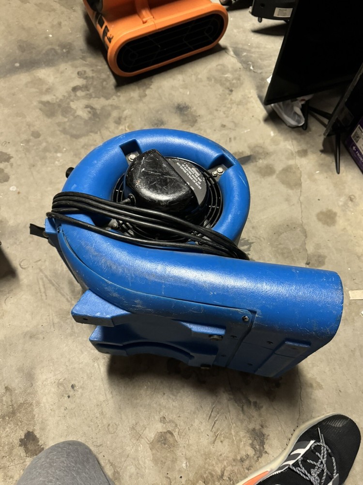 Dry Air Typhoon Three‑Speed Air Mover