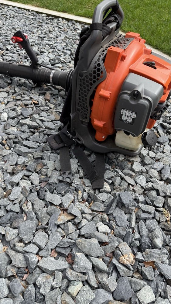 Husqvarna BT150 Backpack Leaf Blower