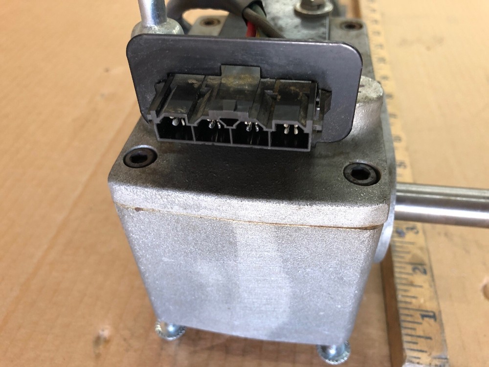 34518900 Rascal Motor E675 Right Side