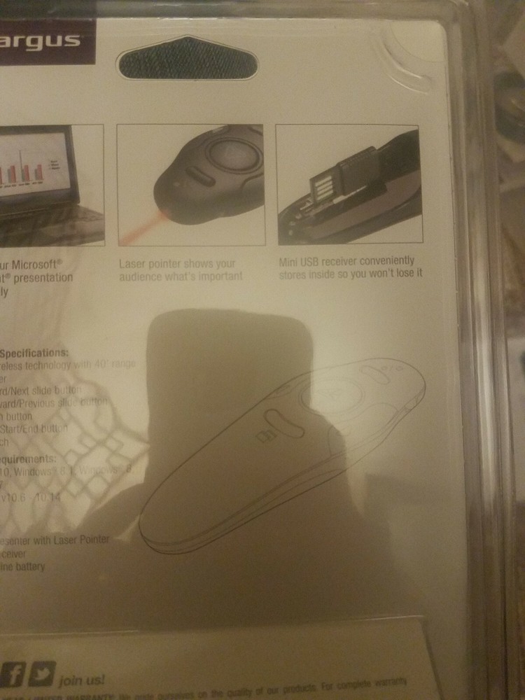 Logitech R400 Wireless Presenter Laser Pointer 50 Foot Range