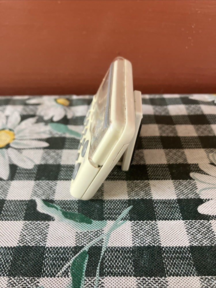 PAMPERED CHEF DIGITAL CLOCK TIMER WITH CLIP Nice Working Condition, New Battery
