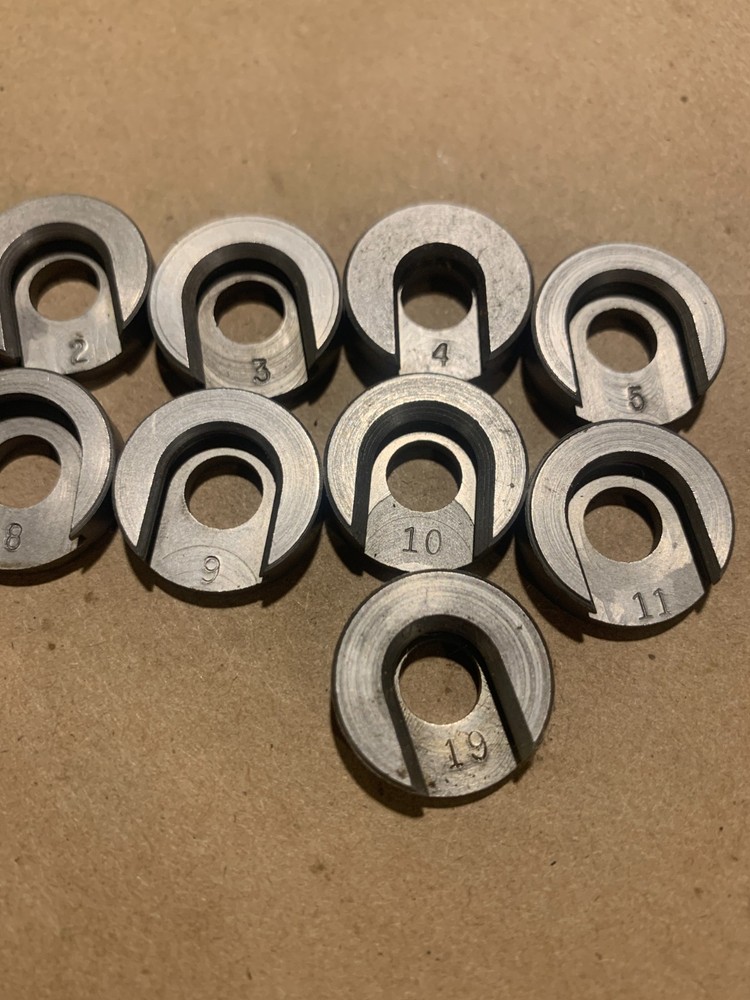 Lee Hand Primer Shell Holder Set