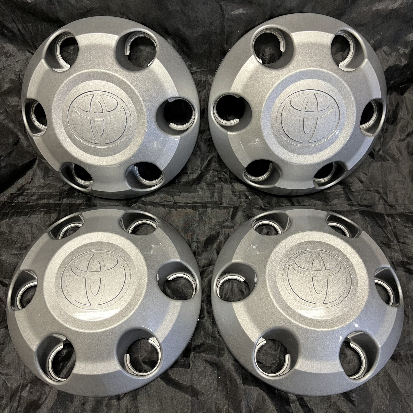Toyota Tacoma Center Caps Hub Covers 2005-2023 4260B-04010 *BRAND NEW* Set of 4