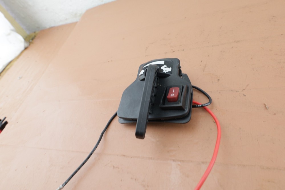 Yard-Man YM320BV Blower OEM Throttle