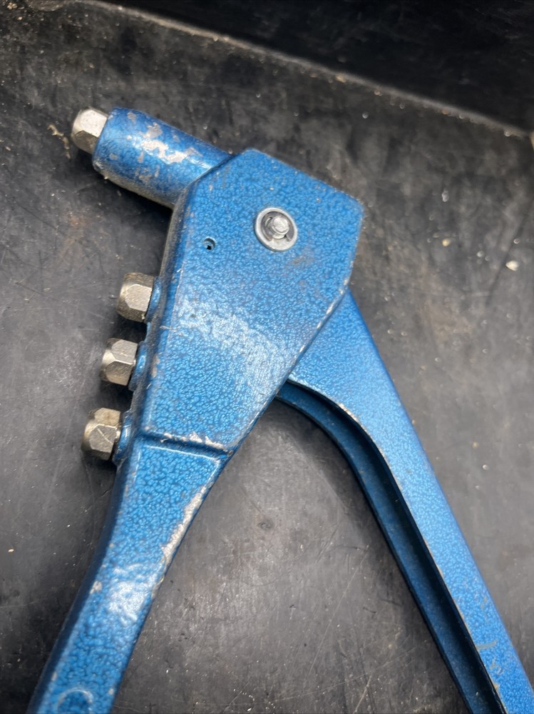 rivet tool blue. AD