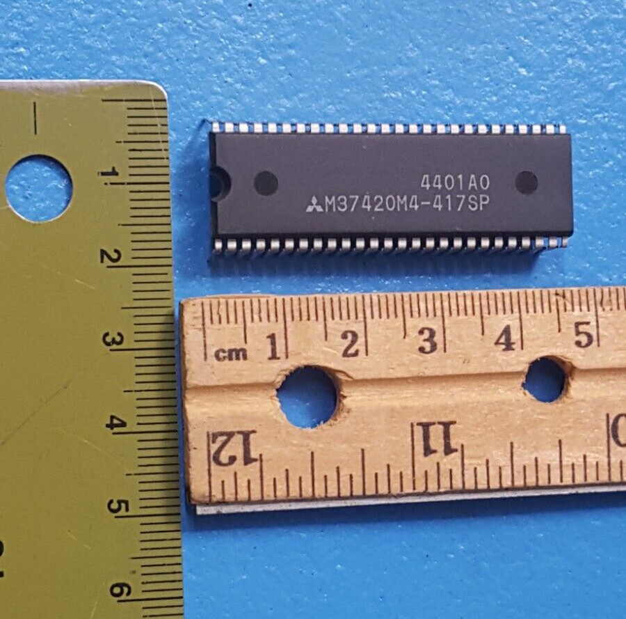 IC Microcontroller, M37420M4-417SP, MITSUBISHI,8-Bit, MROM, MELPS740 CPU, PDIP52