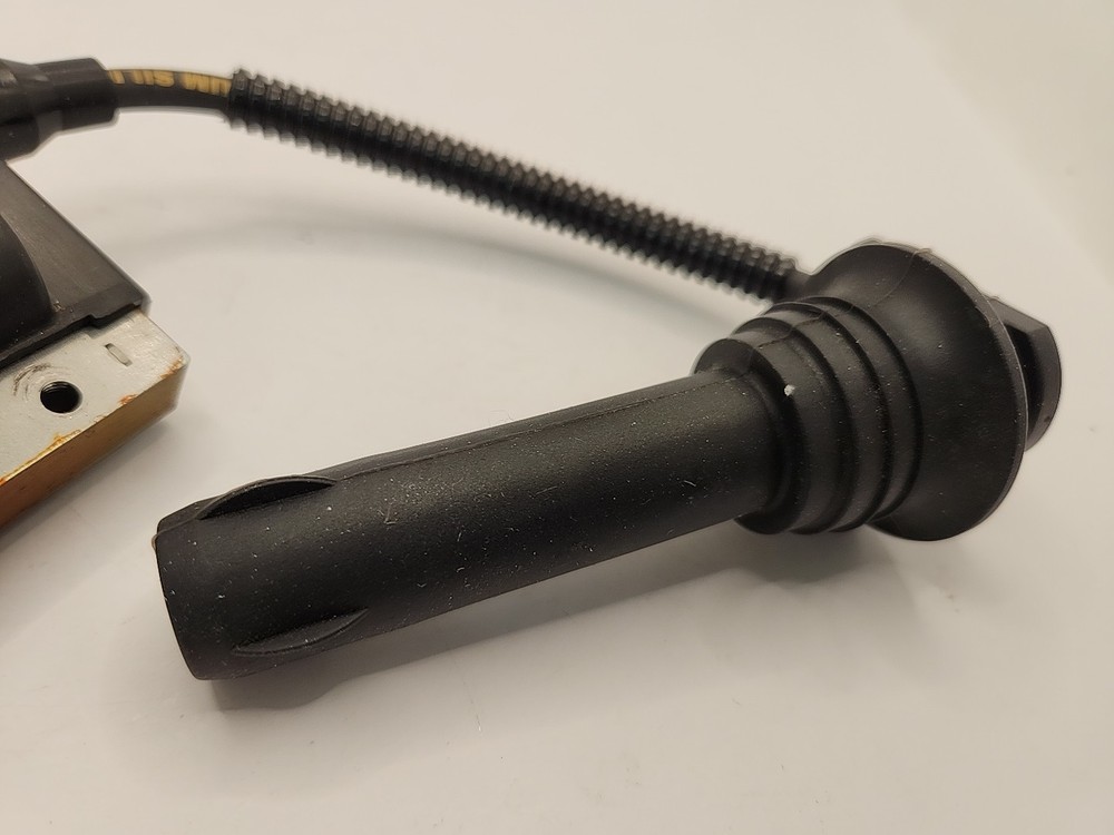 NEW Ignition Coil Cap Assembly 12ARC 0824 079