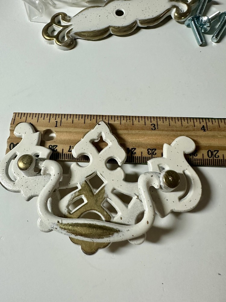 BPC10427 Drawer DROP BAIL Pull Handle  (15) & BPC18032 Knob & Back Plate (4)