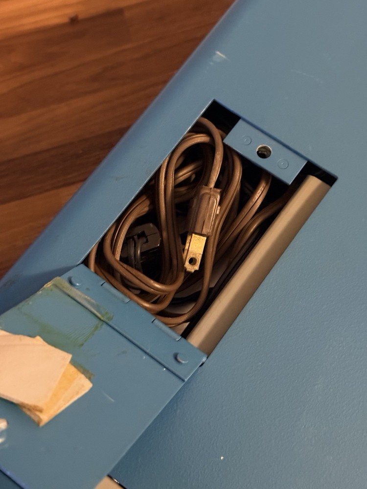 Vintage Narco Tr-1000a Portable Transceiver Communication Device.