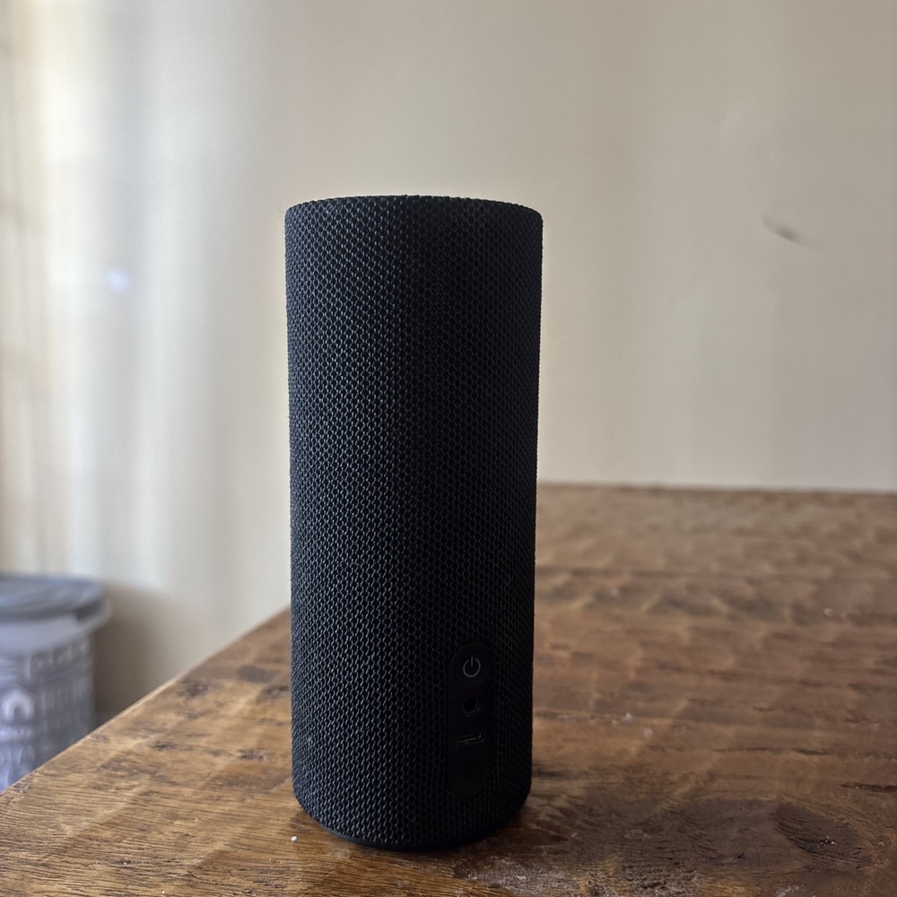 Amazon Echo Tap PW3840KL Black Alexa-Enabled Bluetooth Wireless Portable Speaker