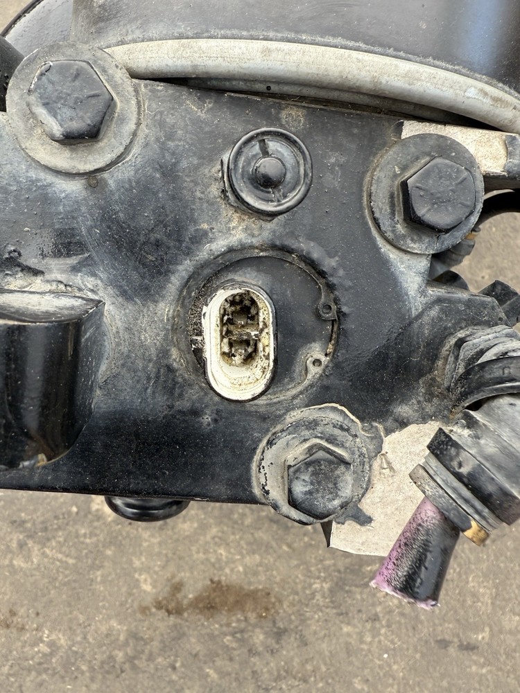 BENDIX AD IS AIR DRYER K048166