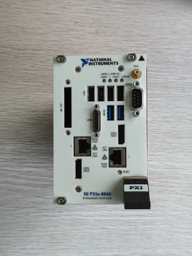 NI PXIE-8840 Embedded Controller