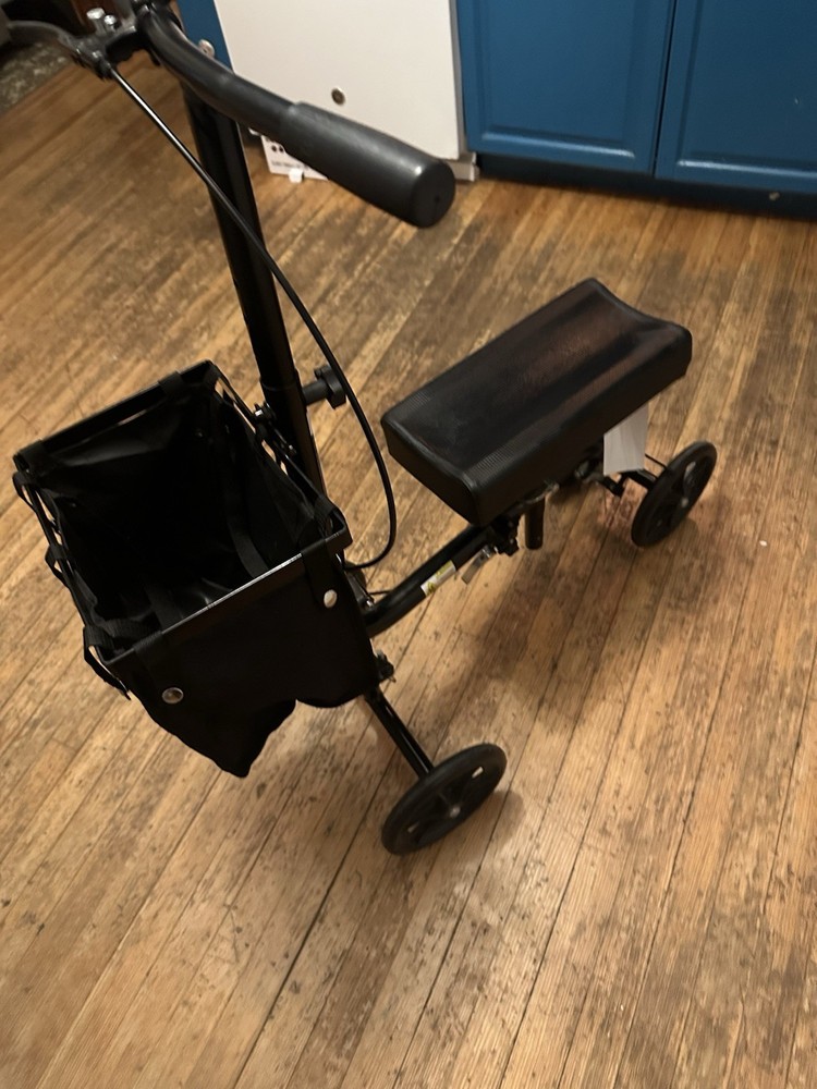 Knee Scooter