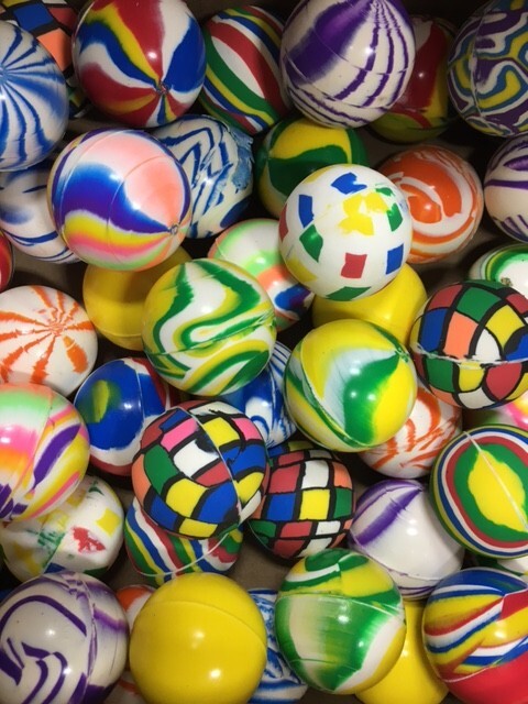 Full Case 300 Super Bouncy Balls 45mm Superballs Bouncing Ball Vending Machine
