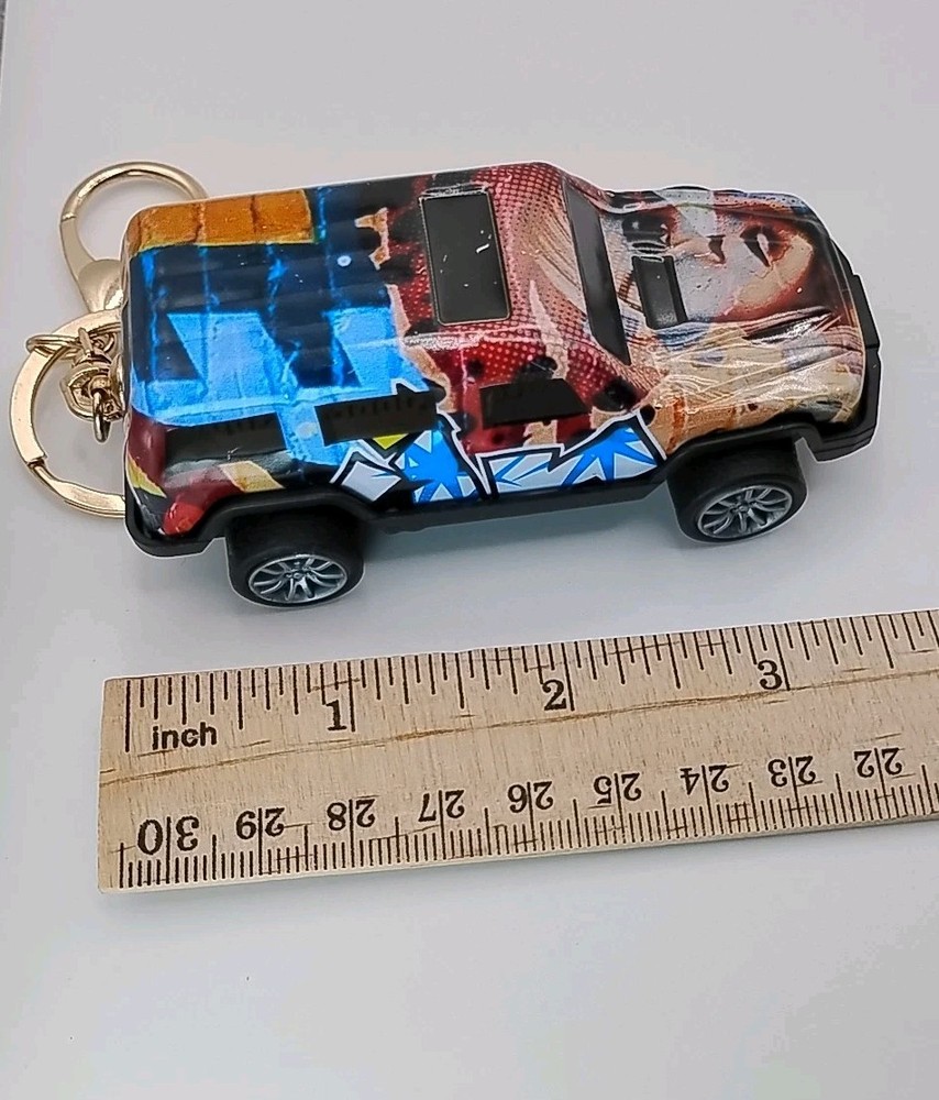 SUV Pullback Keychain 3.5"