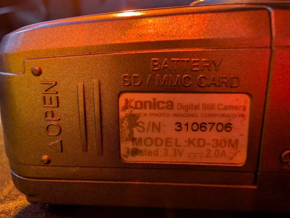 konica kd-30m Digital Camera Tested And Working