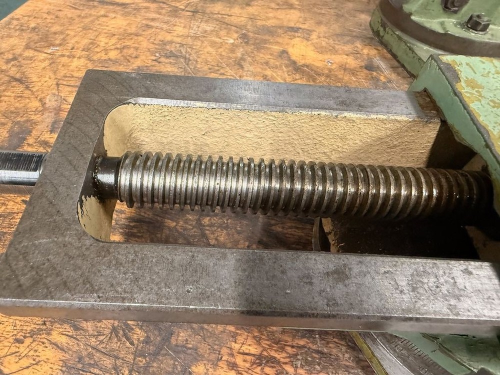 Machine Vice 150 Mm With Rotary Plate