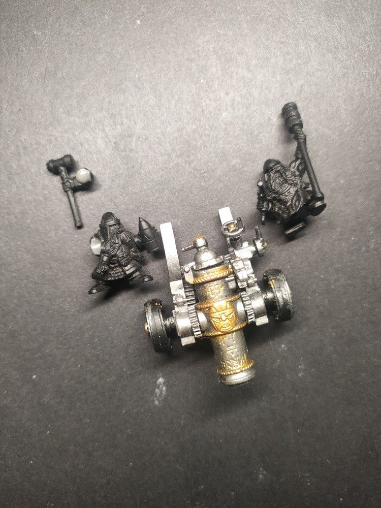 Warhammer The Old World - Plastic Dwarf Cannon & Crew