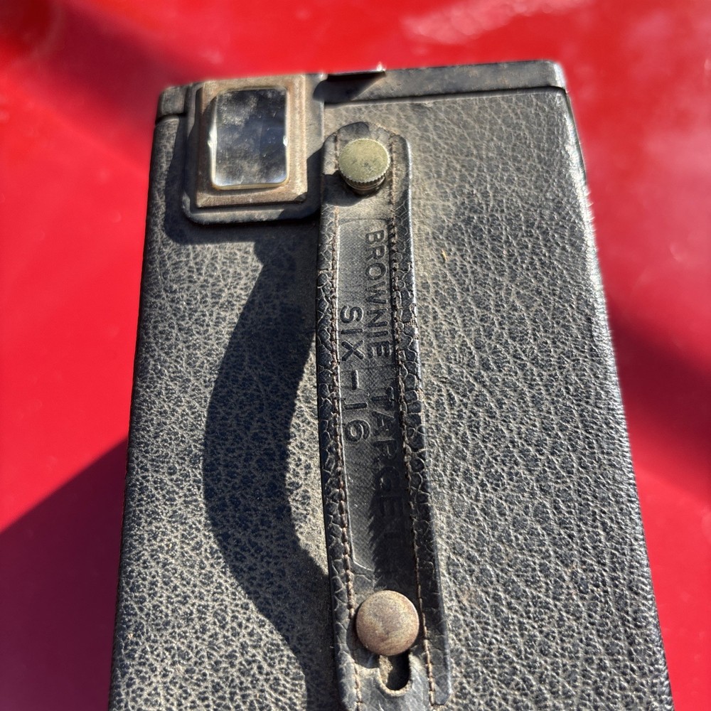 EASTMAN KODAK BROWNIE BOX CAMERA TARGET SIX- 16 VINTAGE ANTIQUE 1946-1951