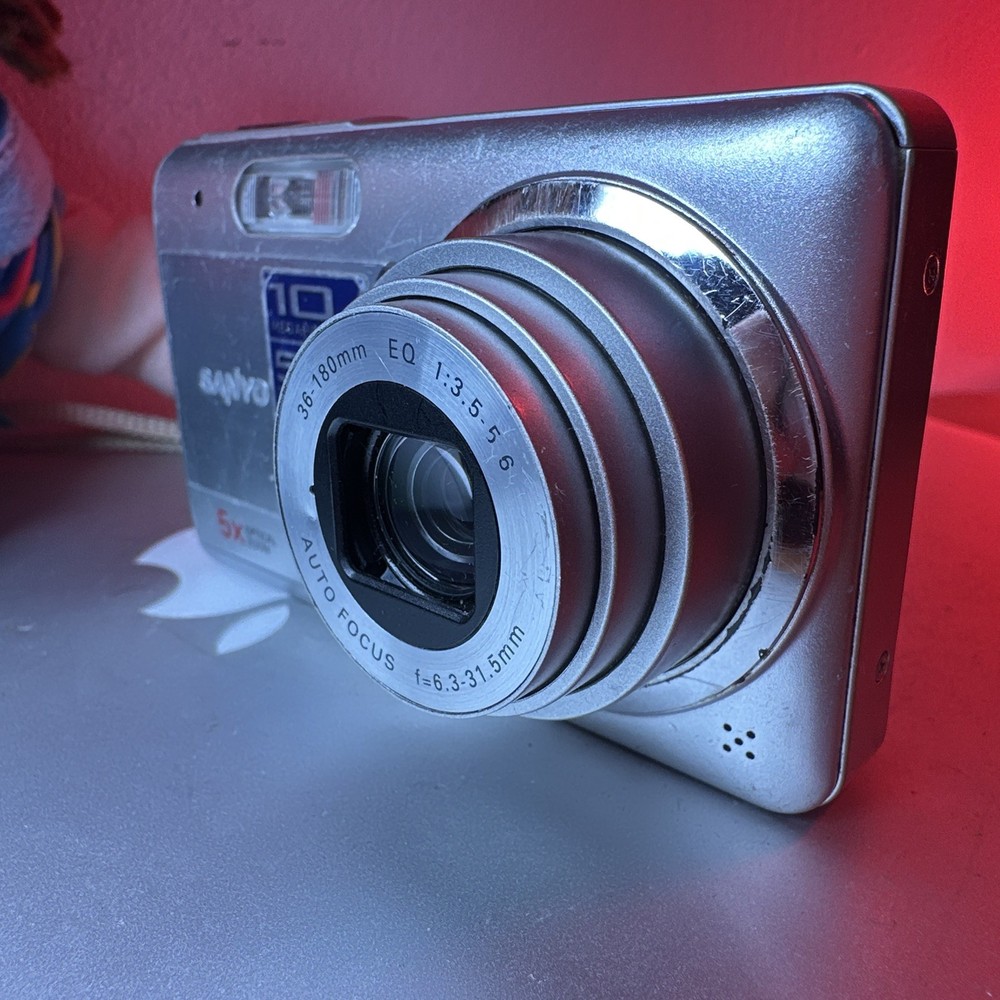 Sanyo VPC- E10 ex Digital Camera