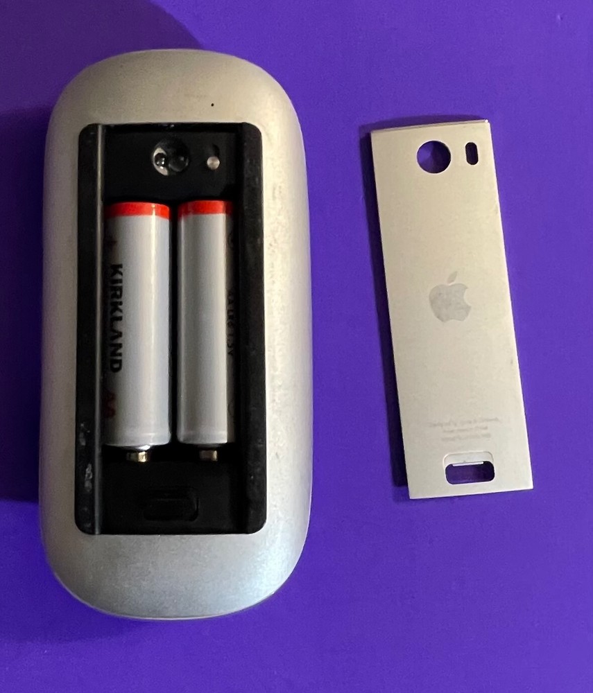 Apple A1296 Wireless Tactile/Multi-Touch Magic Mouse - MB829LL/A