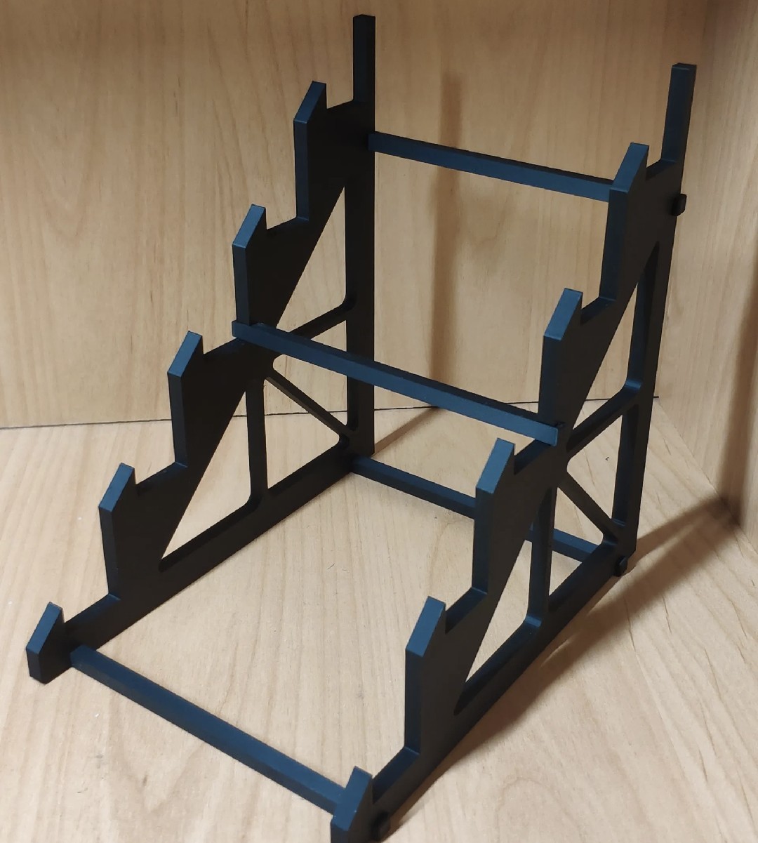 Knife Display Stand Holds 5 Pocket Knives Or Fixed Blades - Made In USA