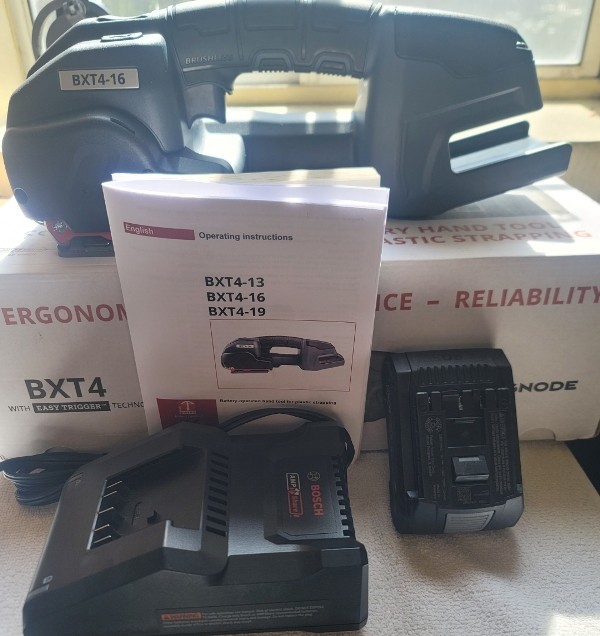 Signode BXT4-16 Battery Powered Strapping Tool