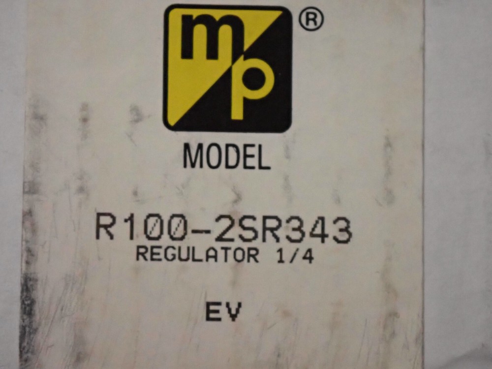 Master Pneumatic R100-2SR343 Regulator NEW