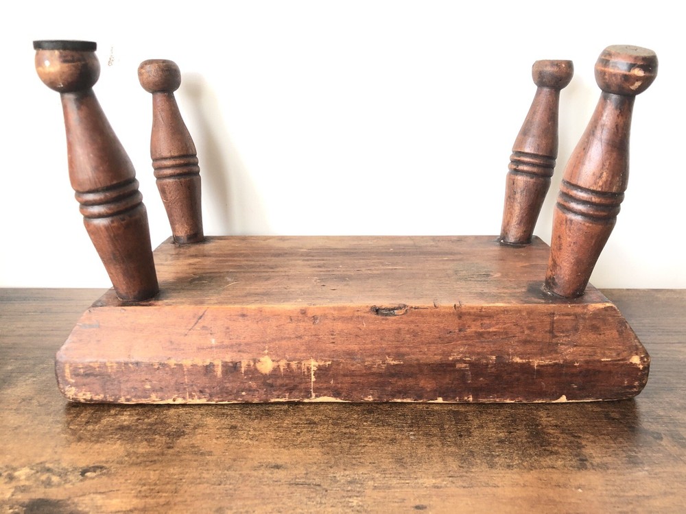 Rare 19th C. Shaker Rectangle Foot/Step Stool/Rest Button Feet Original Surface