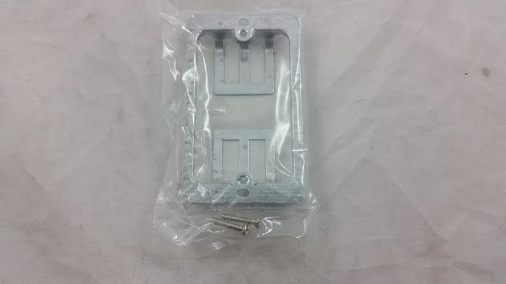 Single Gang Mounting Bracket Model BB10 Qty. 1 bracket