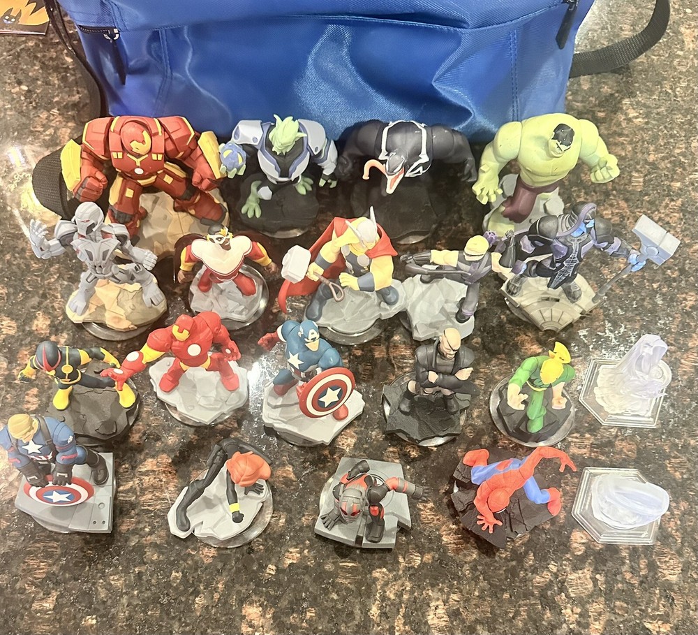 disney infinity 2.0 marvel lot