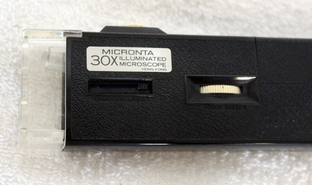 Vintage Micronta 30X Illuminated Microscope ~ **WORKING**