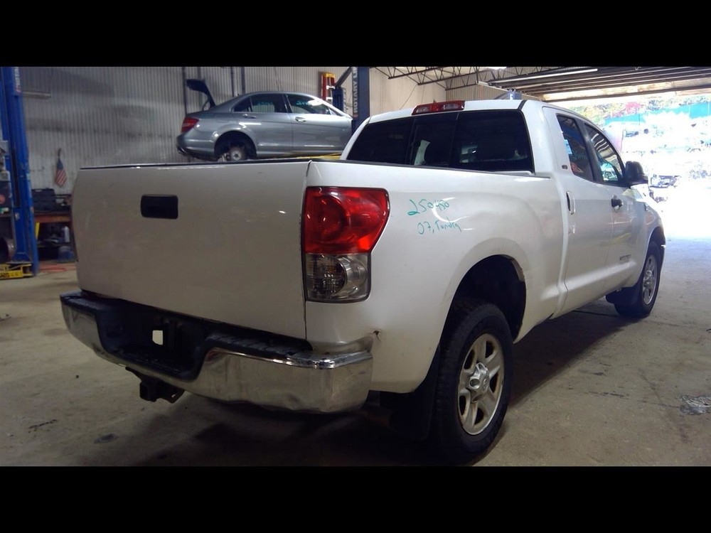 TPMS Control Module Right Hand Dash Fits 08-18 SEQUOIA 89769-0C011