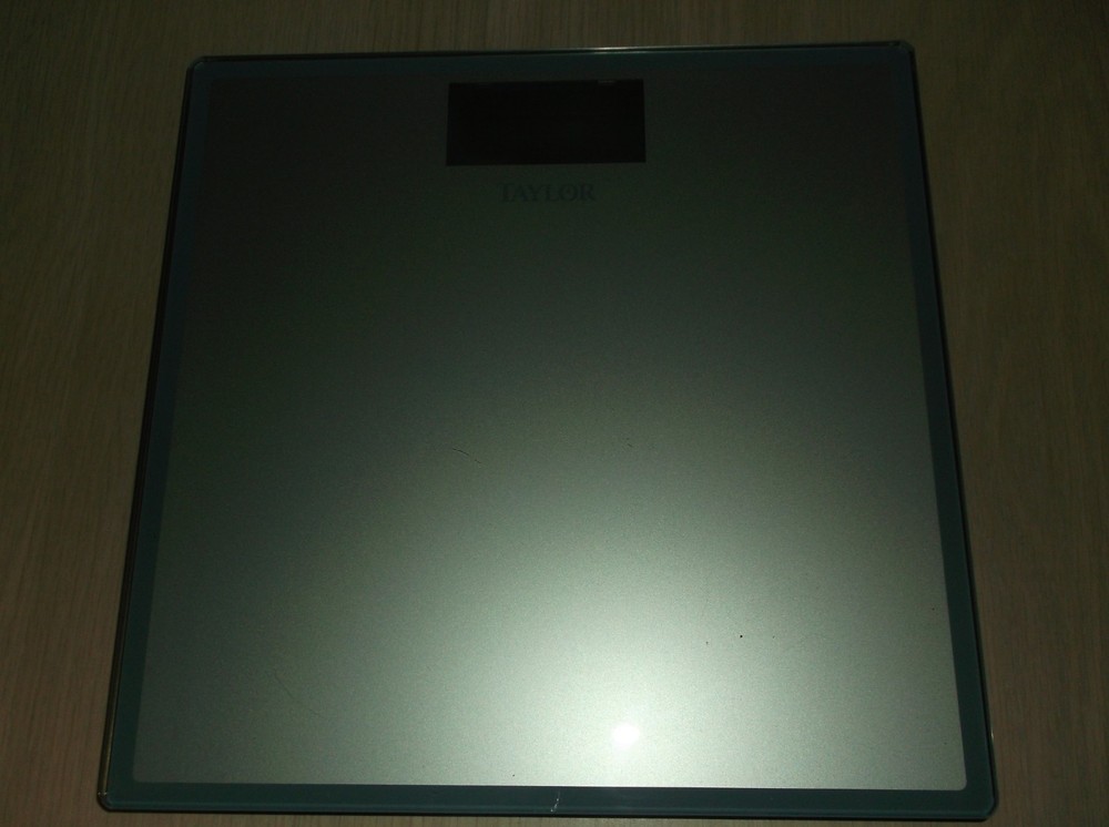 7558T Taylor Glass Digital Scale