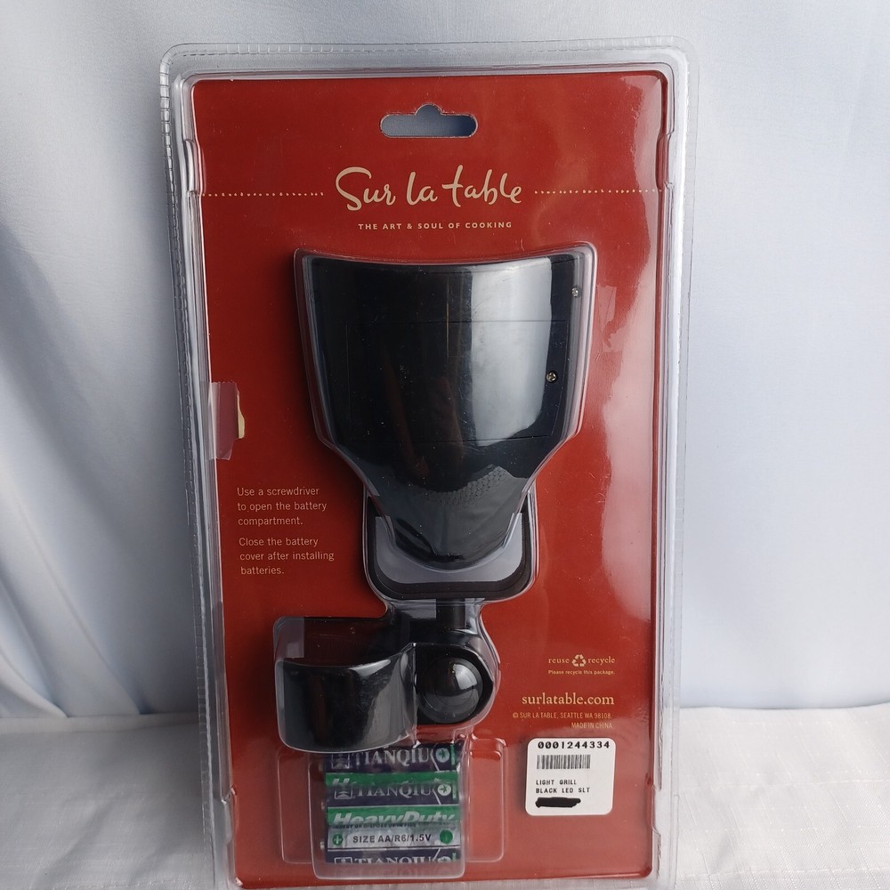Sur La Table LED Grill Light Black New Rust Resistant
