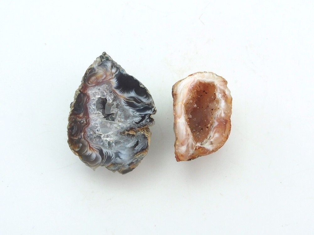 Agate Geode Halves 54.8 g