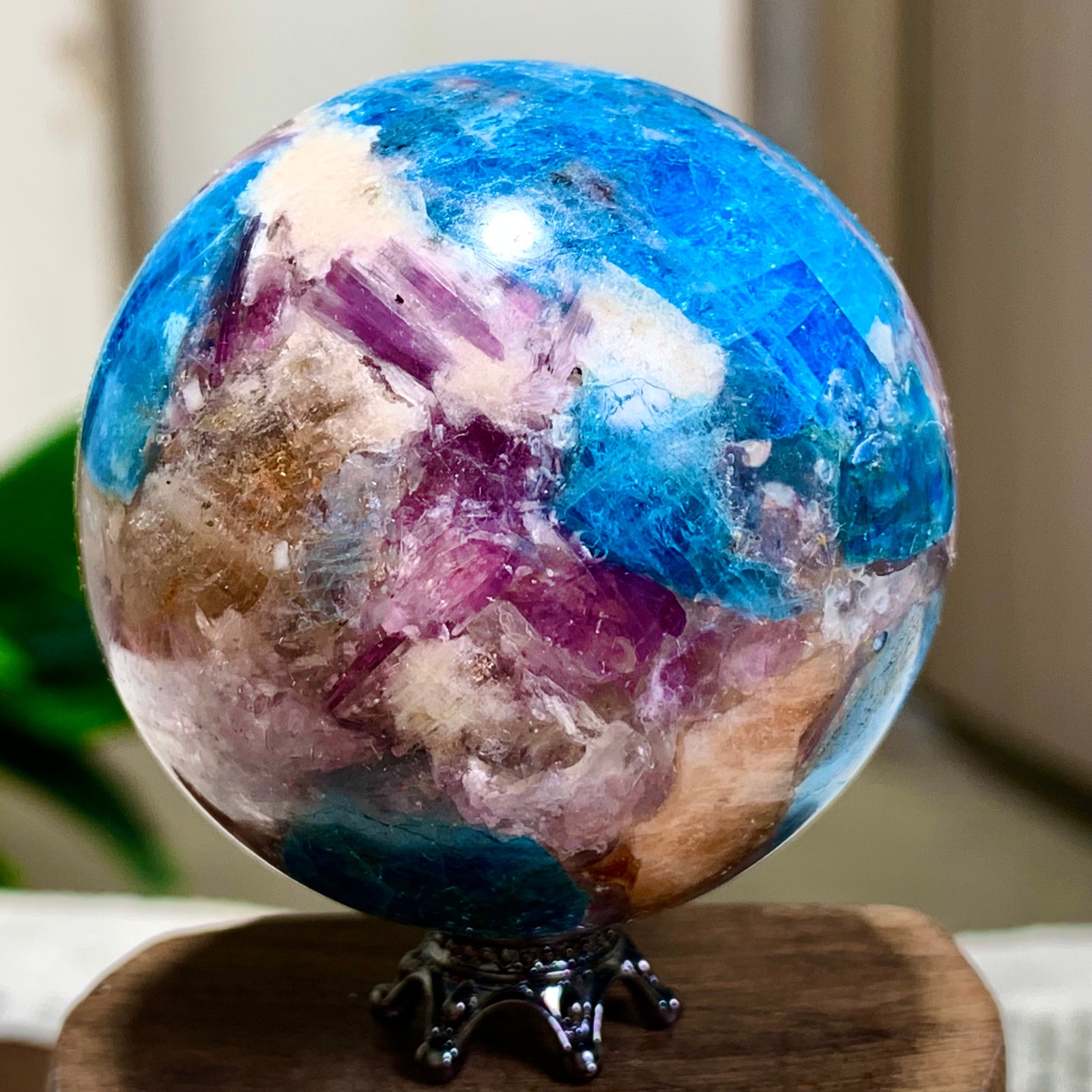 170G Natural Blue Aptite +Sun Stone purple lepidolite Sphere mineral sample