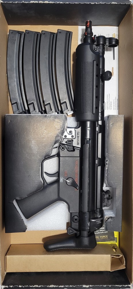 Airsoft Elite Force H&K MP5A5 AEG